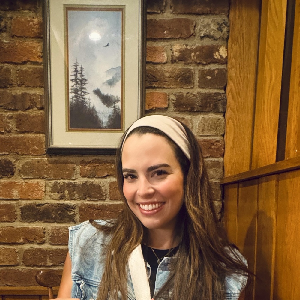 Meet your Posher, Oriana